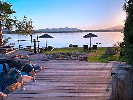 Studio (2 Adults + 1 Child) - PARADIS