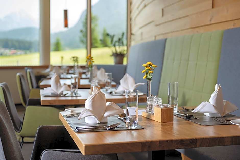 DAS SIEBEN - Adults Only