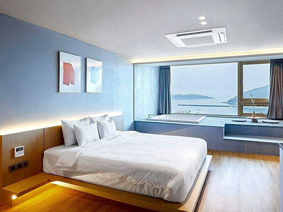 HOTEL SANGSANG & Private Sang Sang Pool Villa