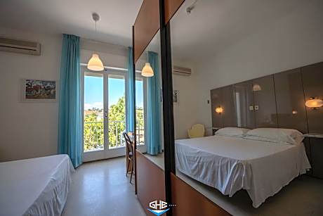 Superior Double or Twin Room with Mountain View