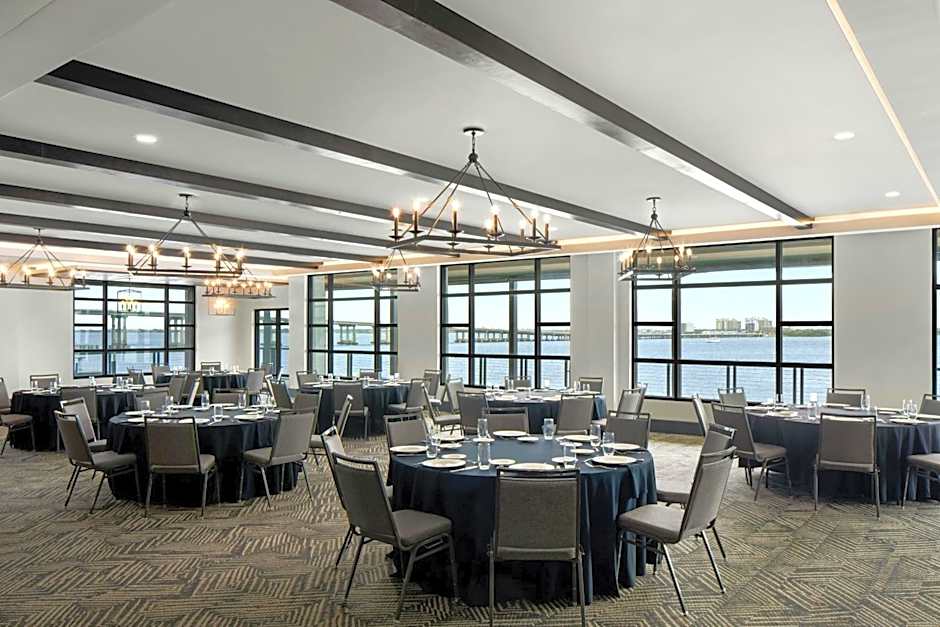 Luminary Hotel & Co., Autograph Hotels