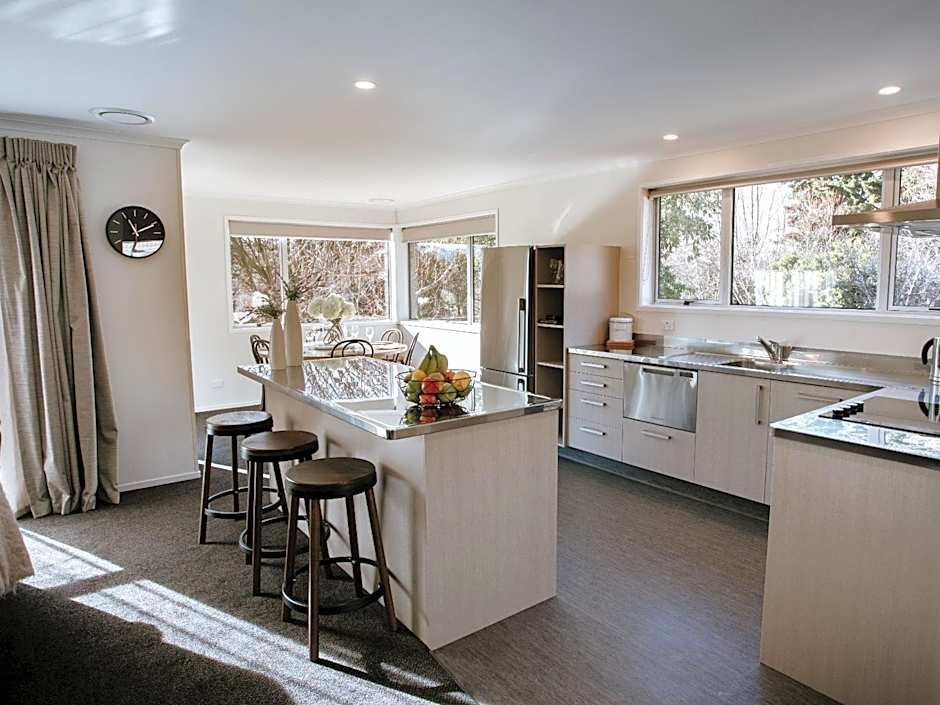 Tasman Holiday Parks - Wanaka