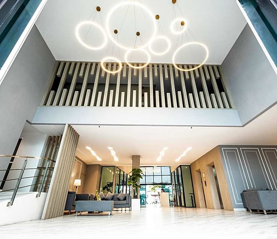 The Airport Courtyard Suvarnabhumi Airport