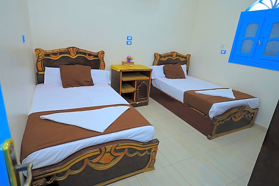 Nubian Popeye - Roof top - Nile View