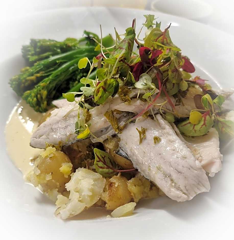 The Red Lyon Slinfold