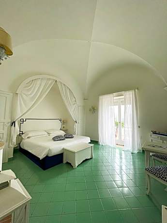 Superior Double Room with Terrace