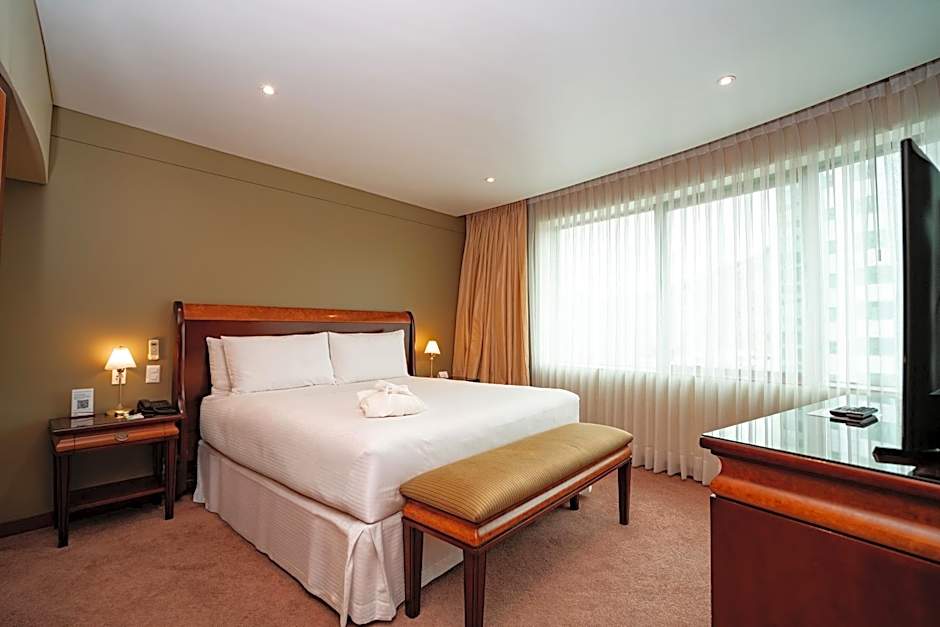 Suites Camino Real