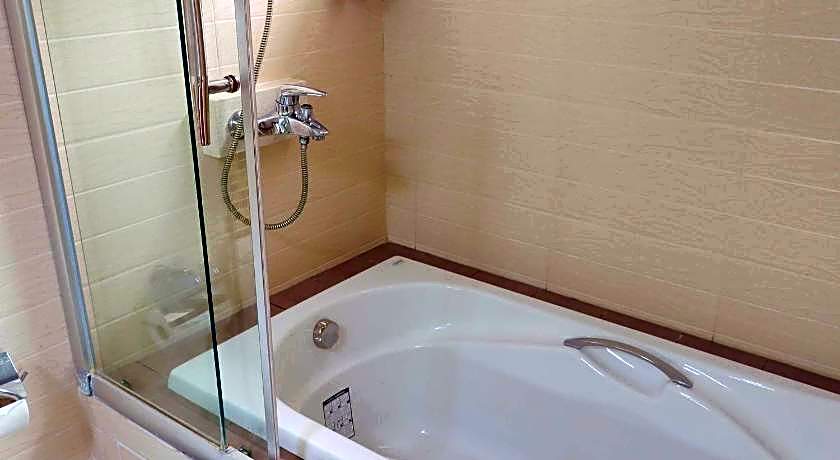 Rashu Hiyaa Hotel Dhiffushi