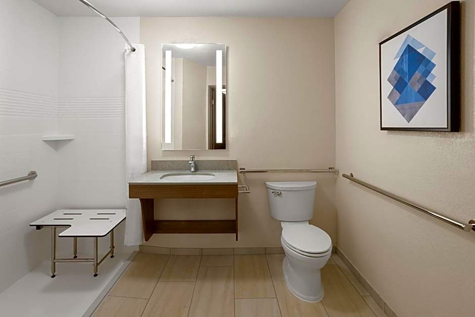 Candlewood Suites Richmond - South By IHG