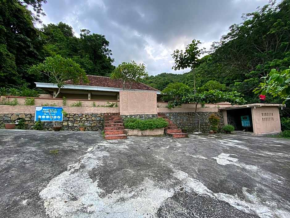 Ara Artati Lombok bungalows and Restaurant