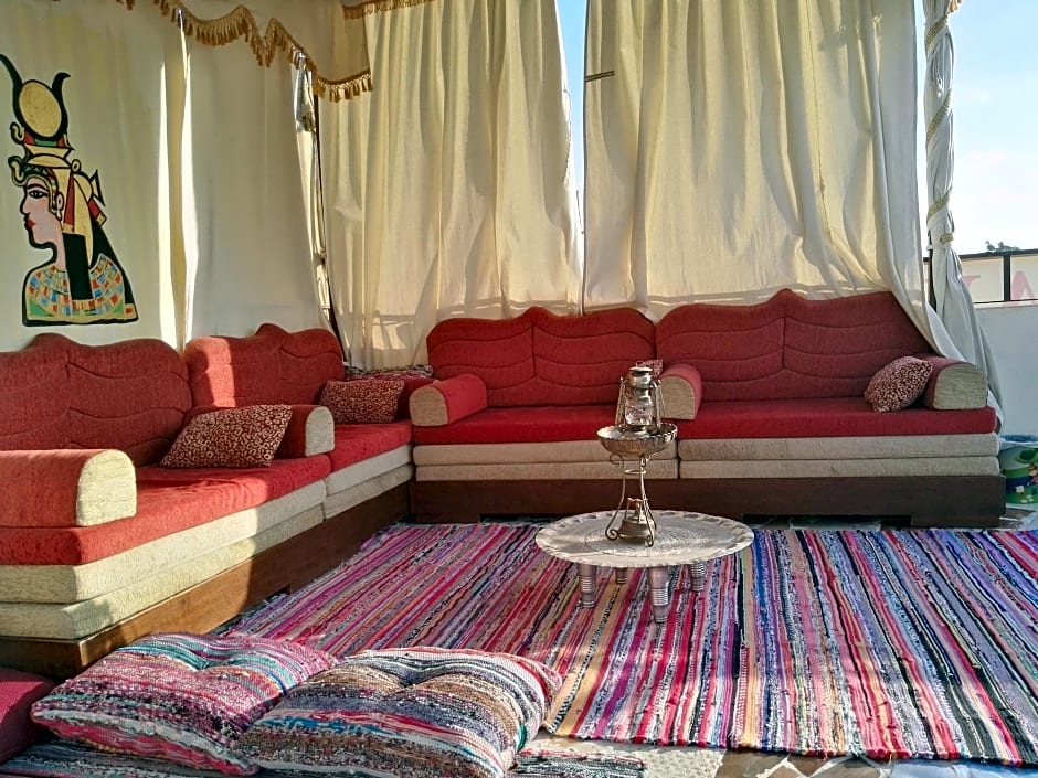 Atlantis Pyramids Inn