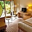 Lifehouse Spa And Hotel