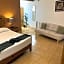 Hotel Jardín Cantador