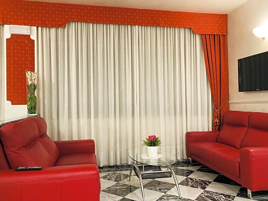 Hotel Master