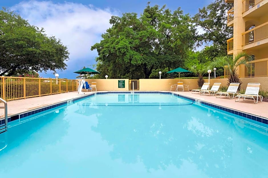 Days Inn by Wyndham Gainesville Florida