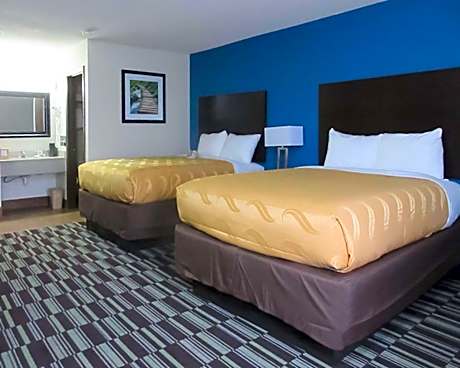 Queen Room with Two Queen Beds - Pet Friendly/Non-Smoking