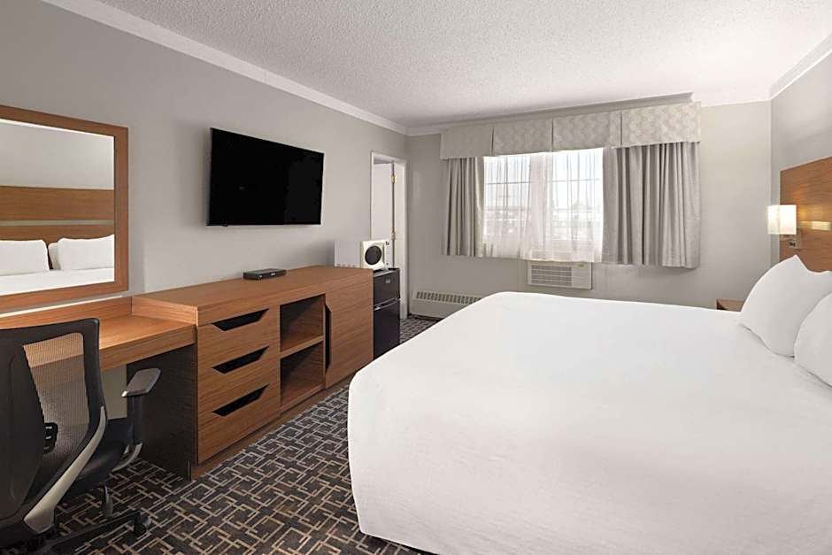 Baymont by Wyndham Edson