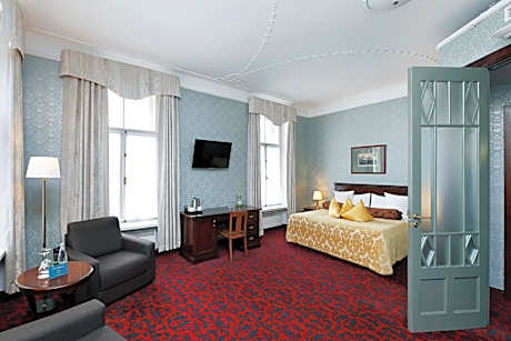 Junior Suite - Historical Main Building