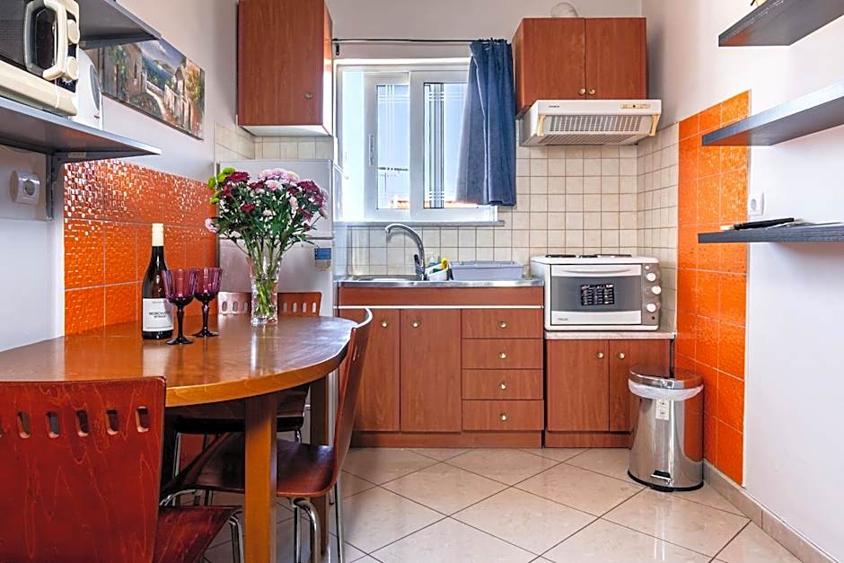 Alena Apartments
