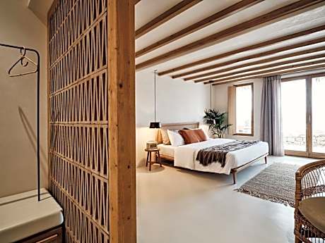 Sunrise Suite Sea View