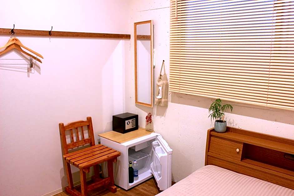 Hostel TOKI