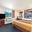 Super 8 by Wyndham Burnham/Lewistown