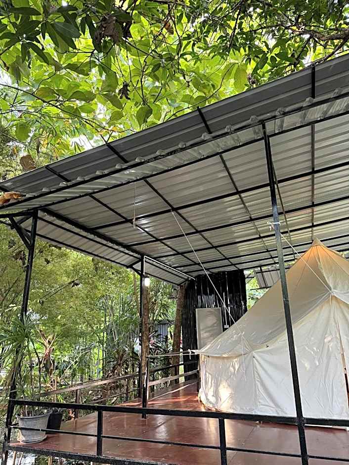 NP โฮมสเตย์ นอนเต็นท์ติดแอร์