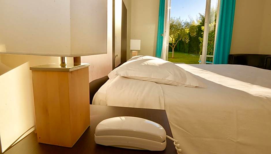 Hôtel Villa Sophia - ADULTS ONLY JULY AND AUGUST