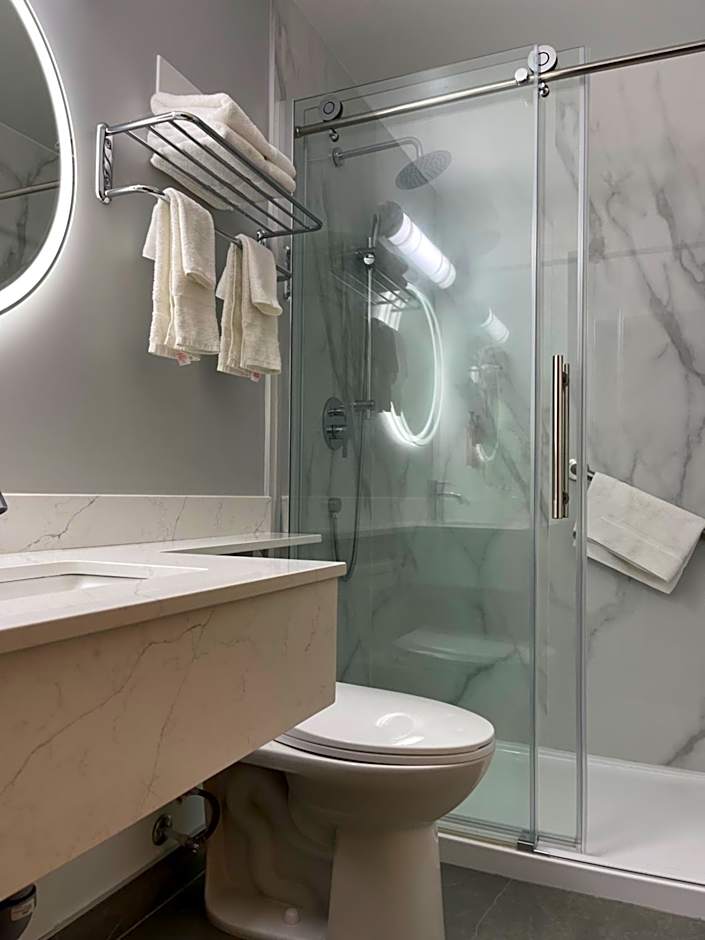 SureStay Plus by Best Western Brooks