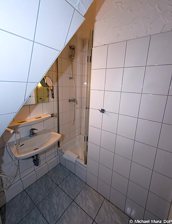 Hotel und Restaurant Löwenbräu Köln