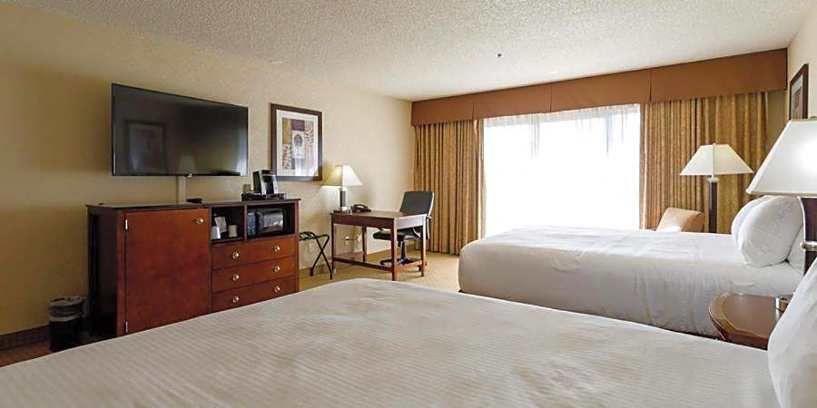 Maverick Hotel and Casino by Red Lion Hotels