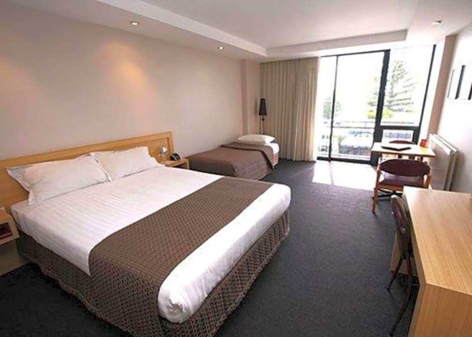 Richmond Henty Hotel