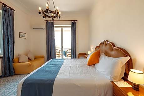 Superior Double Room with Balcony and Sea View