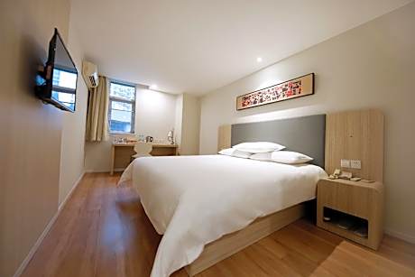 Huazhu - Superior BedRoom