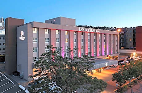 DoubleTree by Hilton - Kamloops