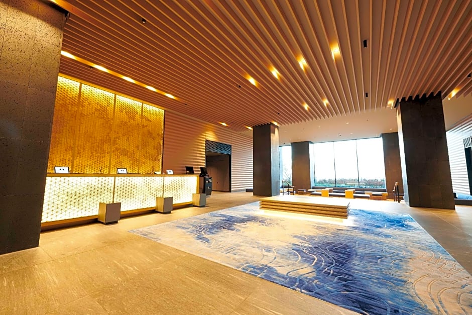 HOTEL CLAD