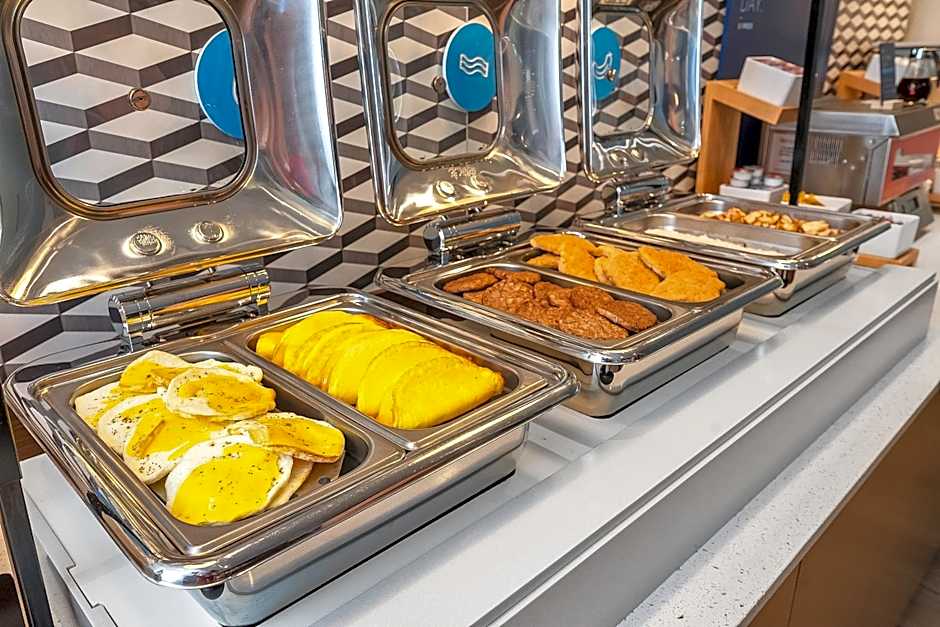 Holiday Inn Express Palestine By IHG