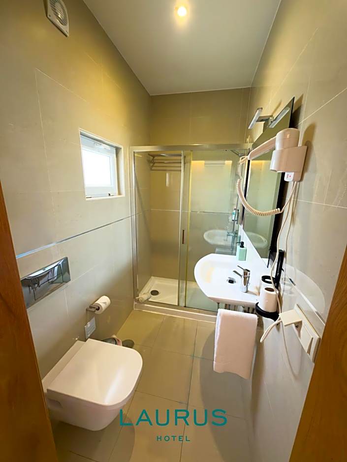 Laurus Hotel