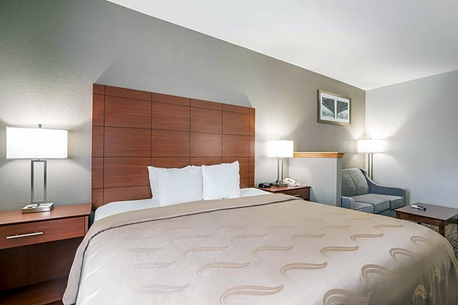 Quality Inn & Suites Lodi I-90