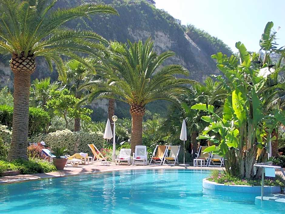 Semiramis Hotel De Charme & Pools