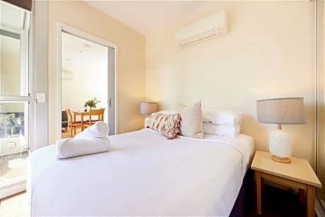 Deluxe Two Bedroom Apartment