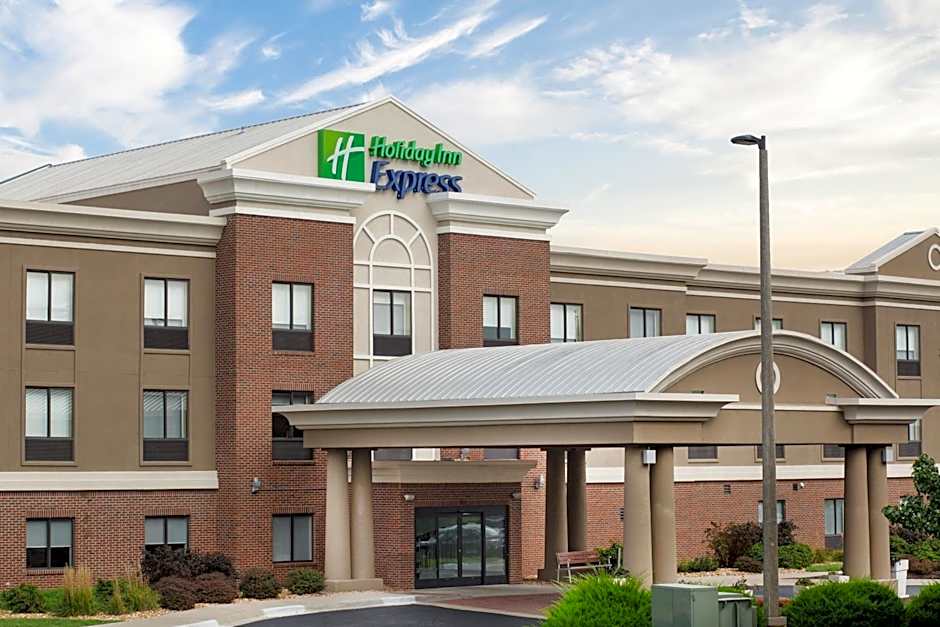 Holiday Inn Express Kansas City - at the Legends By IHG