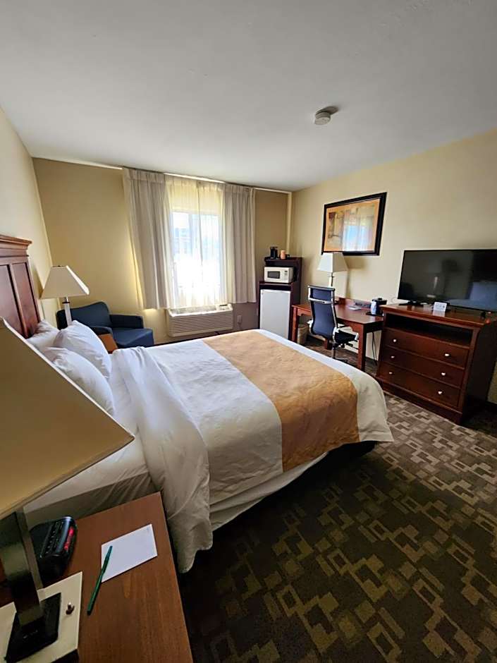 Quality Inn I-70 at Wanamaker