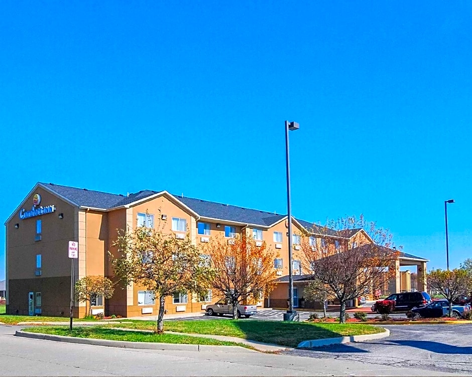 Comfort Inn & Suites North Greenfield
