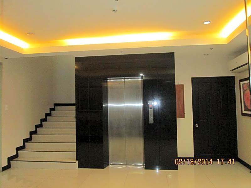 Main Hotel And Suites