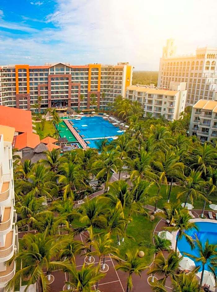 Krystal Grand Nuevo Vallarta - All Inclusive