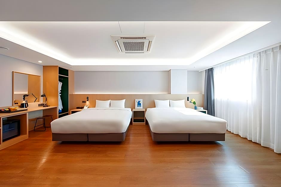 ibis Styles Ambassador Jeonju City Centre
