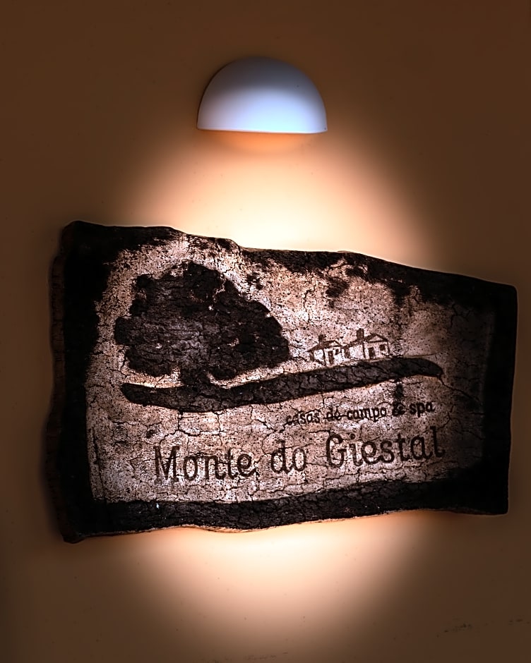 Monte do Giestal - Casas de Campo & SPA