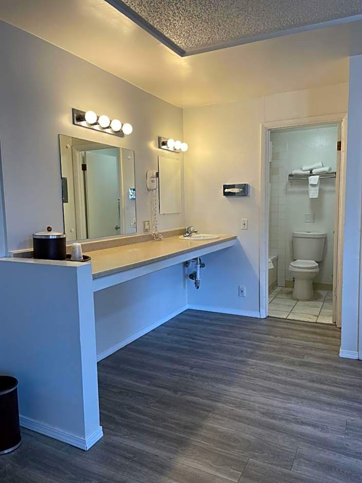 Rodeway Inn & Suites Omak - Okanogan