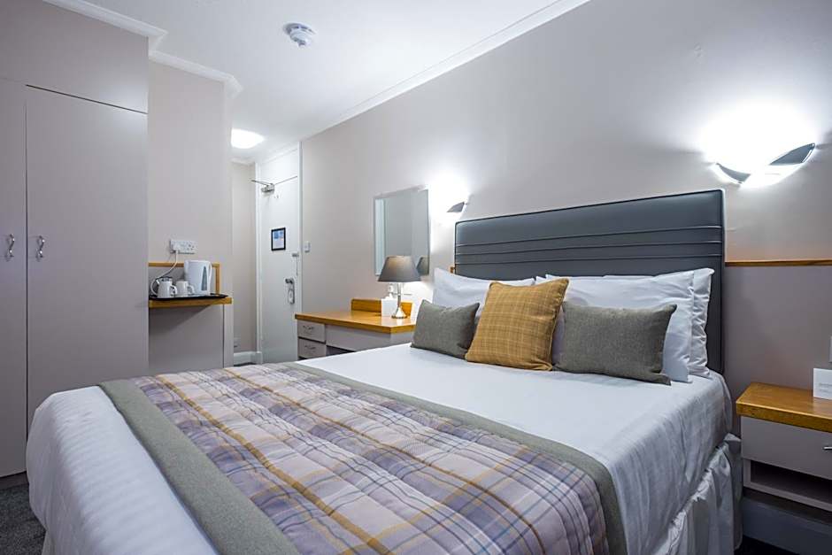 Livermead Cliff Hotel